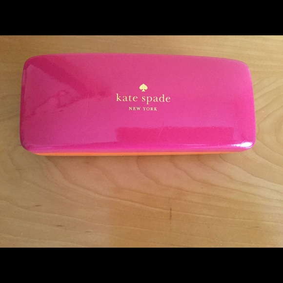 kate spade Accessories - Kate Spade ♠️ Pink / orange sunnies case